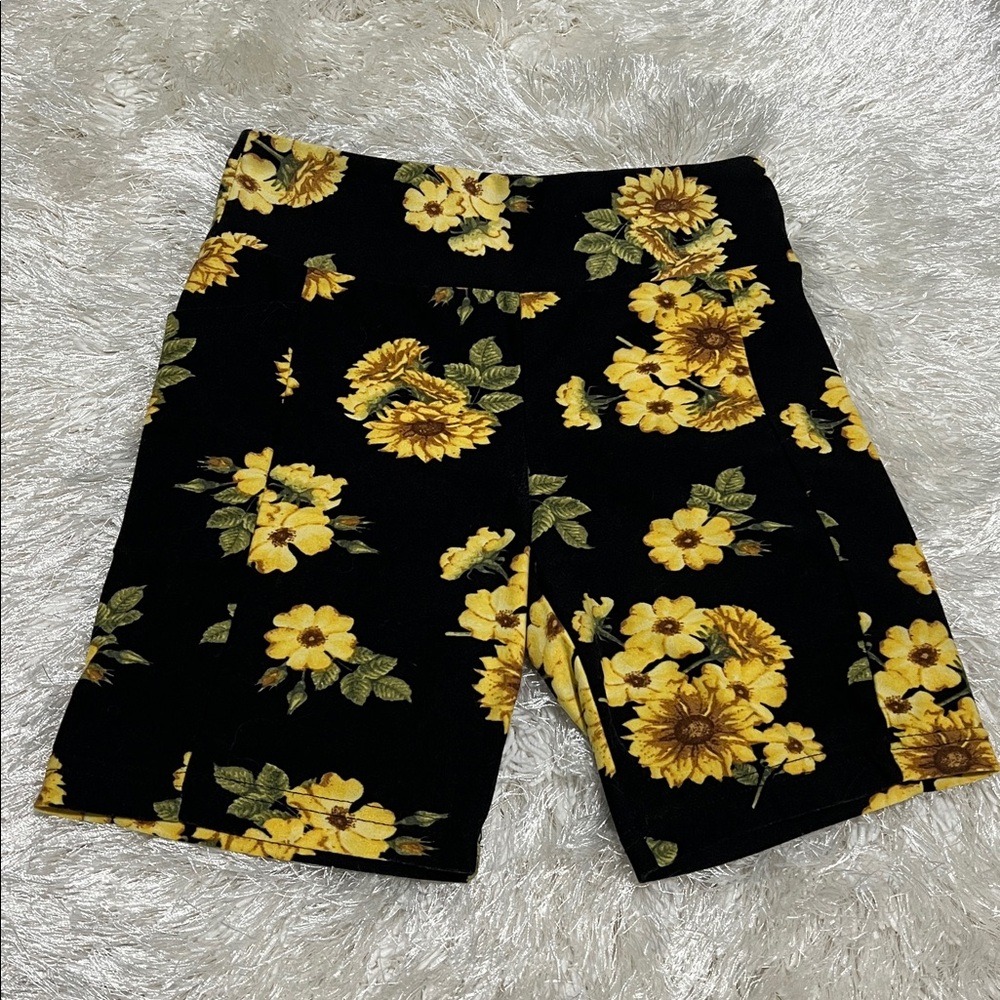 BUNDLE of 2 Print Brushed Fabric High Rise Stretchy Bike Shorts Small (3-5) - Picture 2 of 12